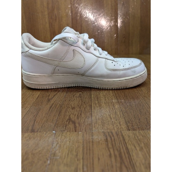 Nike Shoes Mens 11.5 Air Force 1 07 Triple White Leather Low Top main image 6